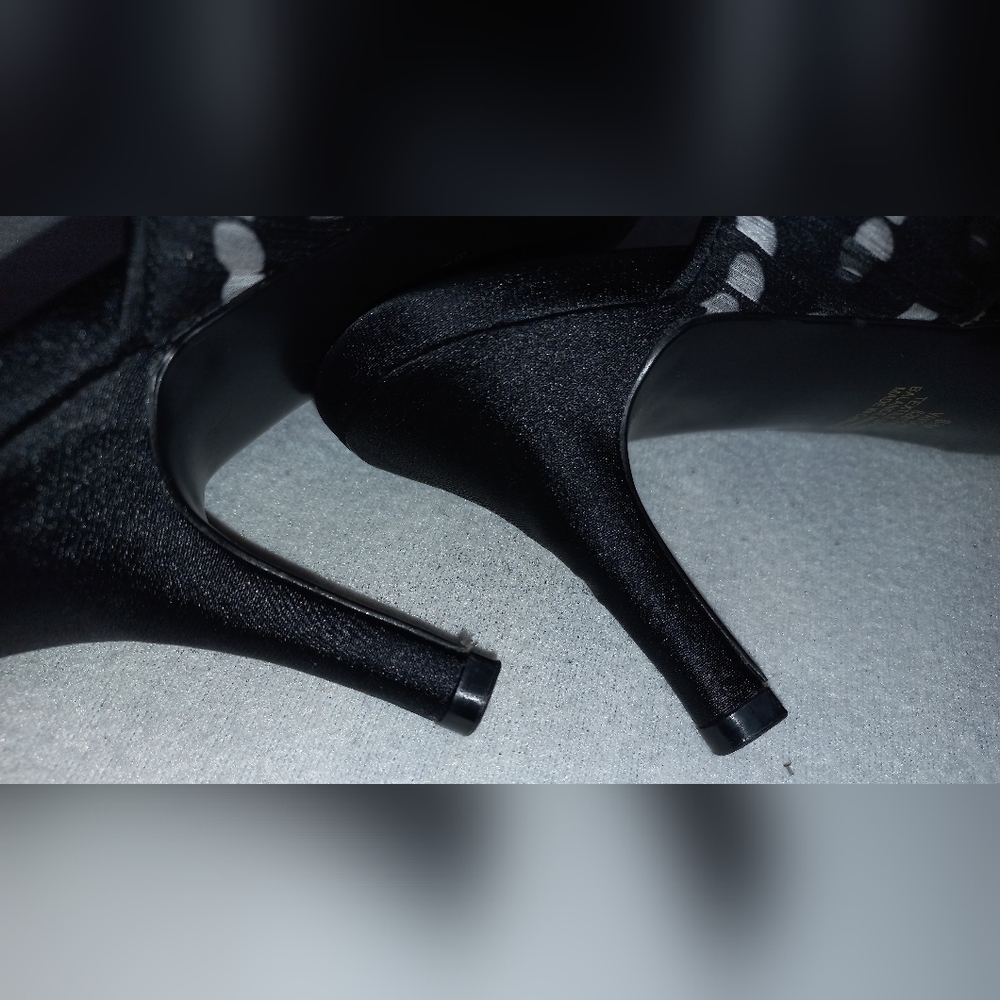 Impo Vavoom black polka dot 3 Inch Heels Size 6.5 - Picture 6 of 9